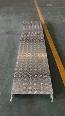 Andamios Todos los tableros de plataforma de tablones de aluminio con gancho y escalera