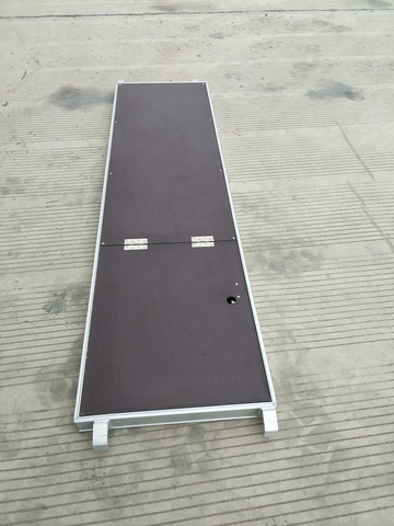 Tablero de tablones de madera de aluminio antideslizante de andamio con escalera